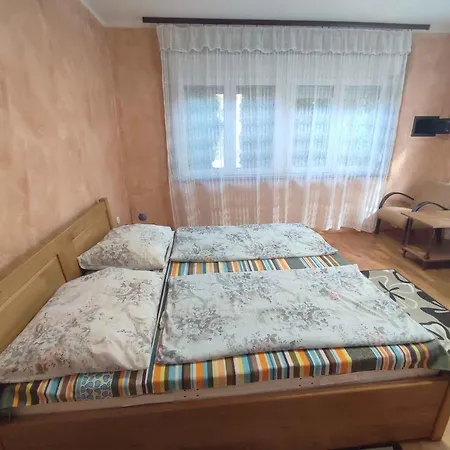 In 45813 *